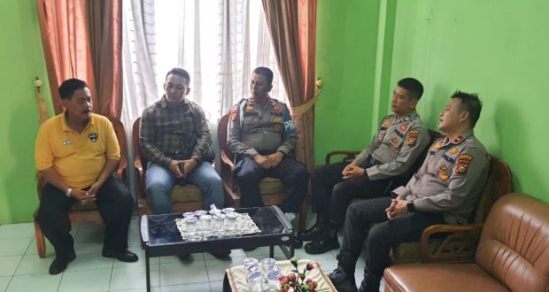 Kapolsek Perhentian Raja Silaturahmi bersama UPIKA Kecamatan Ajak Ciptakan Pemilu Damai